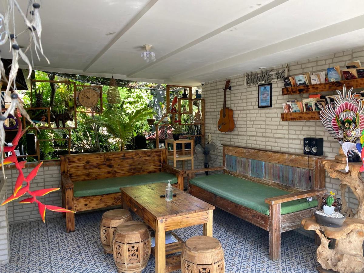 Guest House Home 46 Bali Canggu  Exterior photo