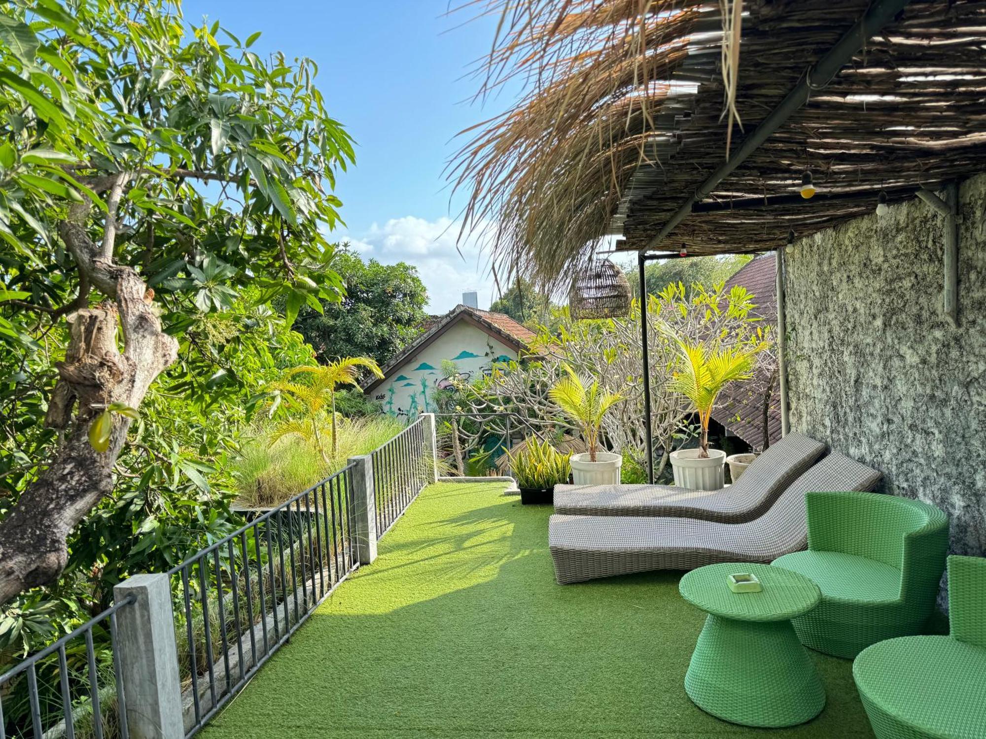 Guest House Home 46 Bali Canggu  Exterior photo